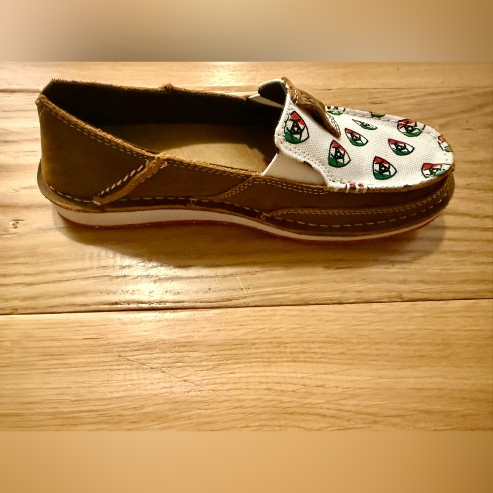 Ariat Cruiser Slip-On Shoes – Caramel / Mexico Print – Women’s Size 6 - Picture 6 of 8
